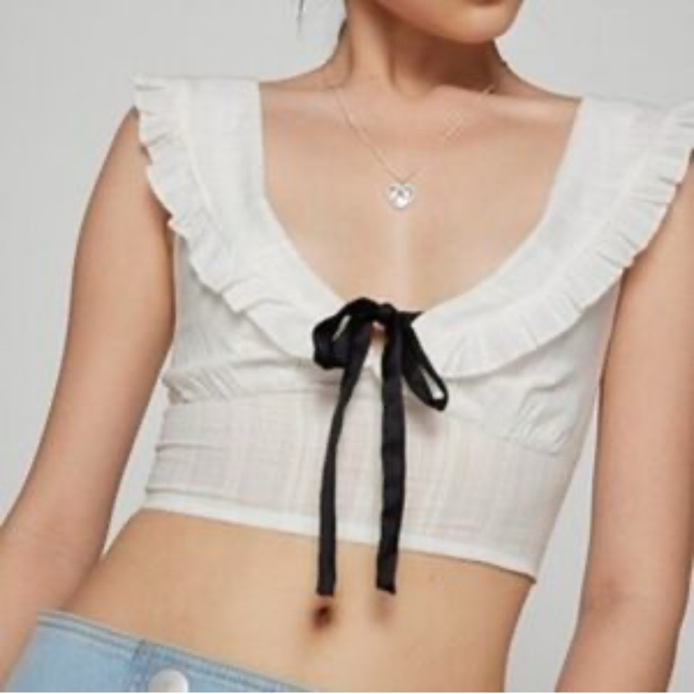 Urban Outfitters Kimchi Black tie white crop top xl